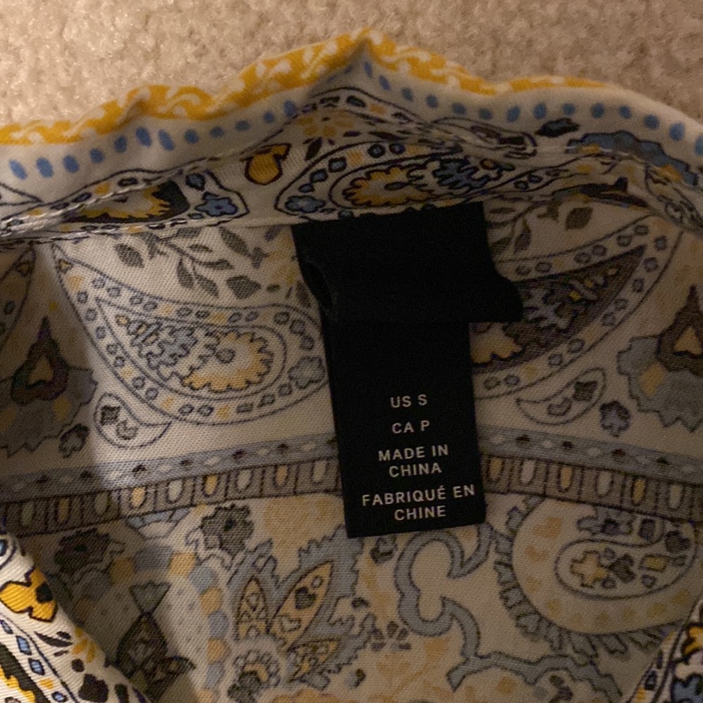 H&M button up - Picture 2 of 3